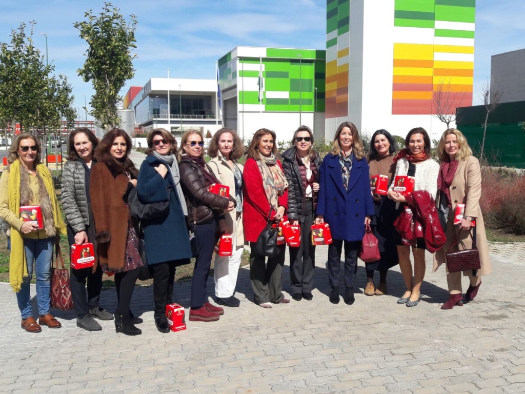 LA ASOCIACIÓN MUJER Y TRABAJO VISITA LAS NUEVAS INSTALACIONES DE HEINEKEN EN SEVILLA